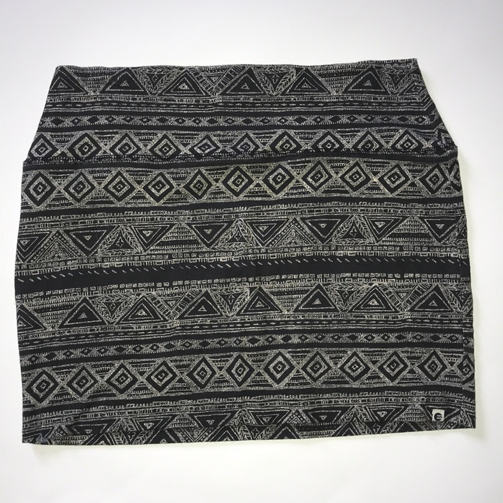 Pencil skirt aztec